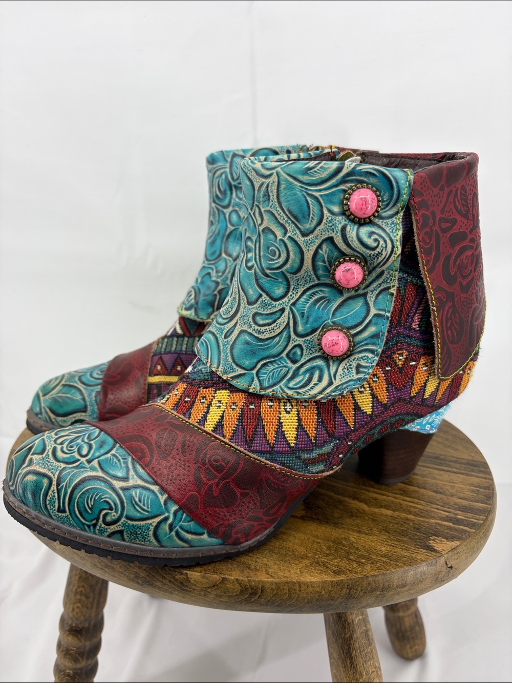 Socofy Womens Boho Patchwork Turquoise Floral Embossed Side-Zip Ankle Heels, 39